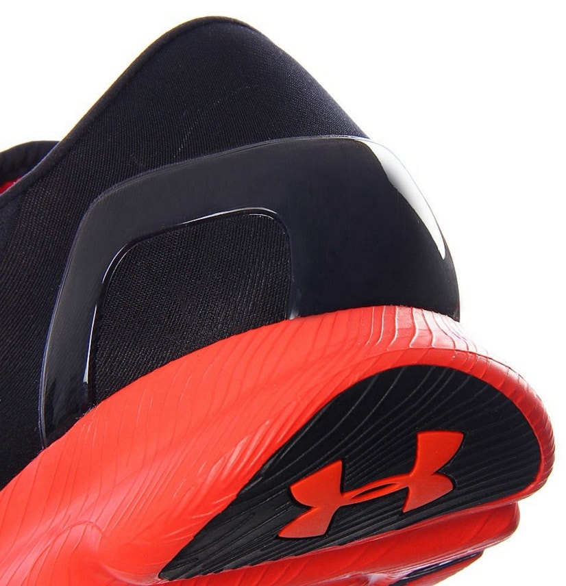 Tenis Under Armour SpeedForm Apollo Vent 1252287 006 Naranja BRA 40